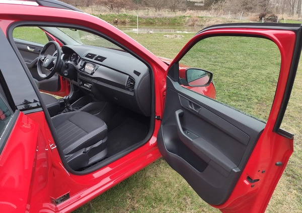 Skoda Fabia cena 39500 przebieg: 27000, rok produkcji 2020 z Rejowiec Fabryczny małe 704
